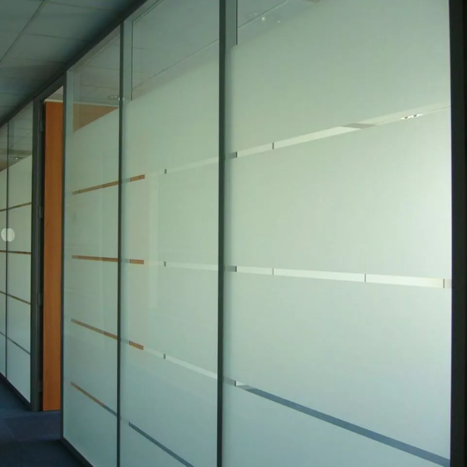 Autocollant sablé sur mesure