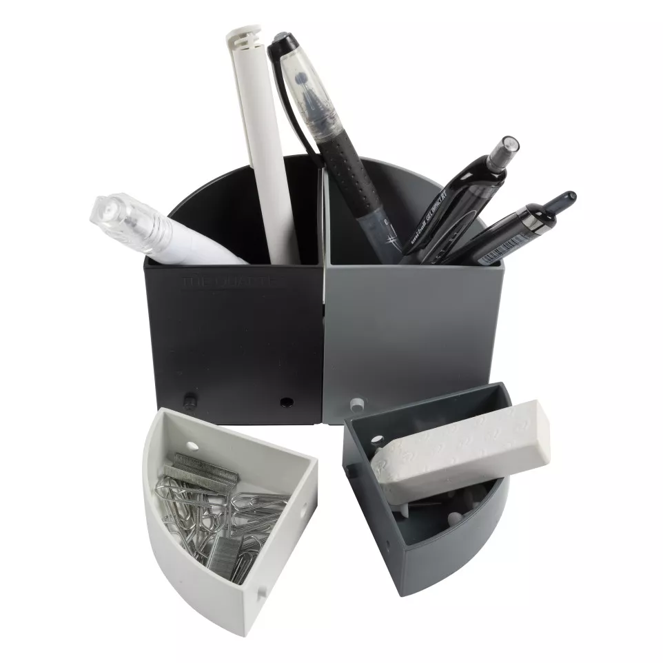 THE QUARTER Modular pen-holders...