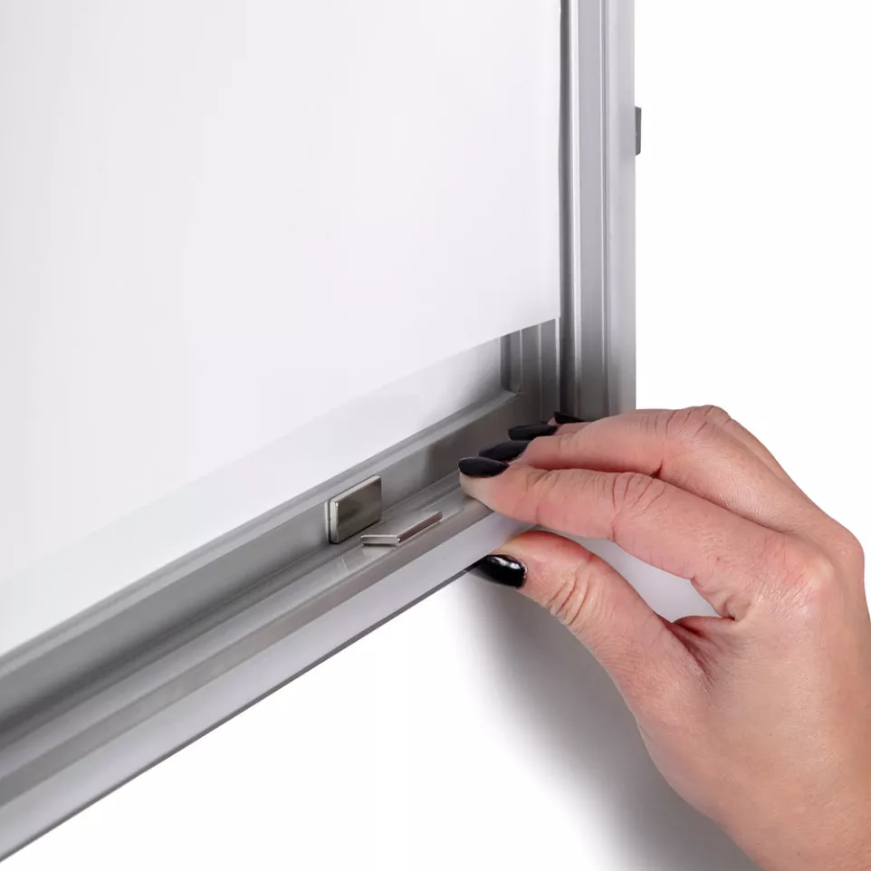 Outdoor Premium Poster Case Slim A1