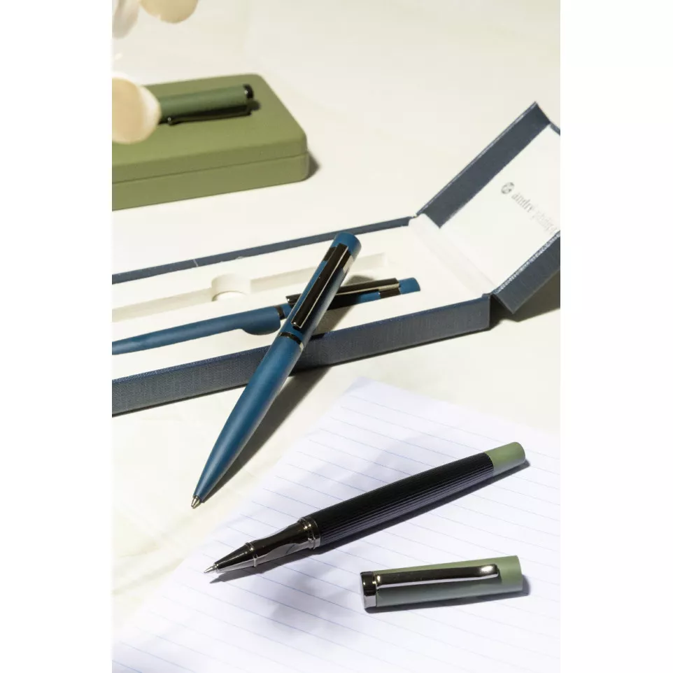 Macaye green  pen set 