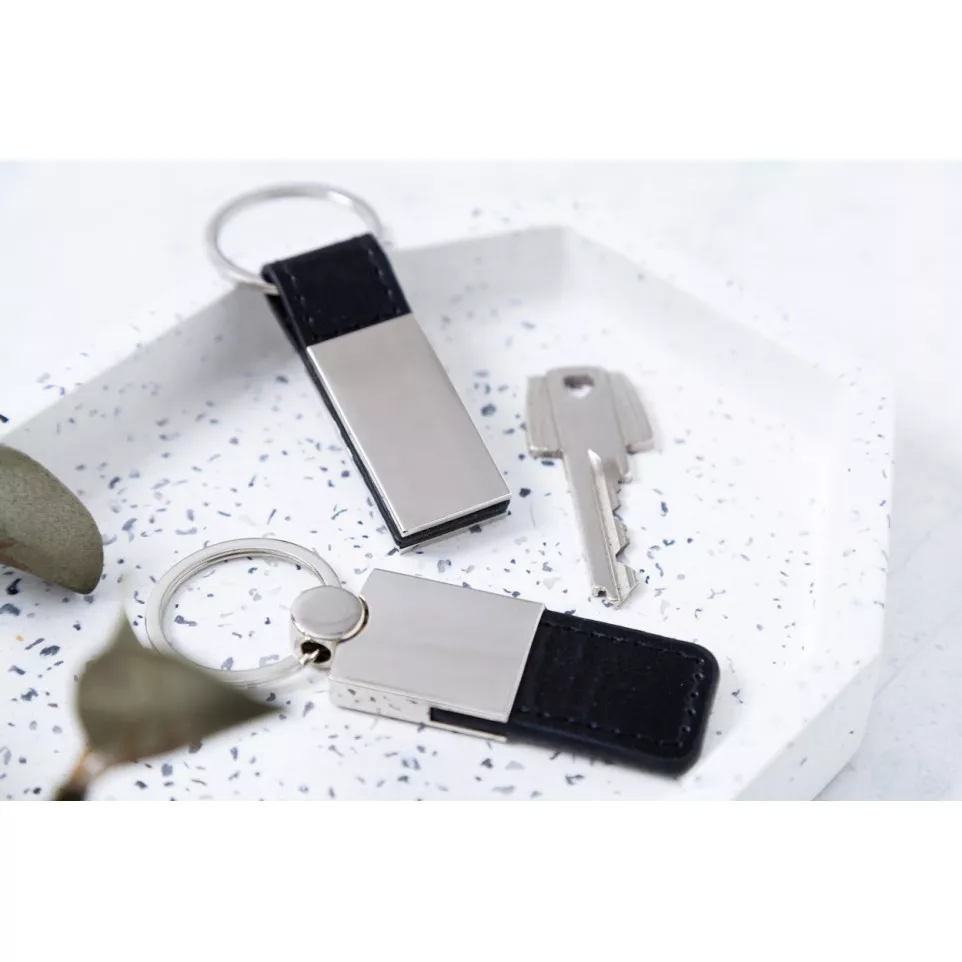 Pukke silver black keyring 