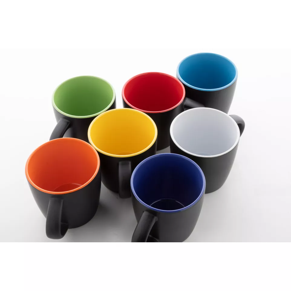 Matara Nera rouge noir Mug 