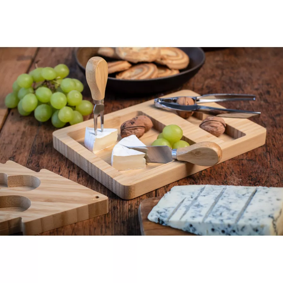 Valnott natural  nutcracker set 