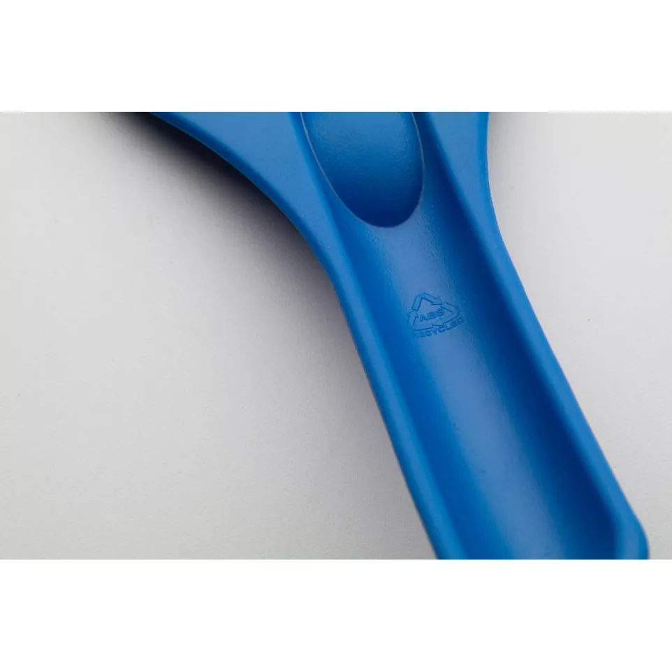 Rescrap blue  ice scraper 