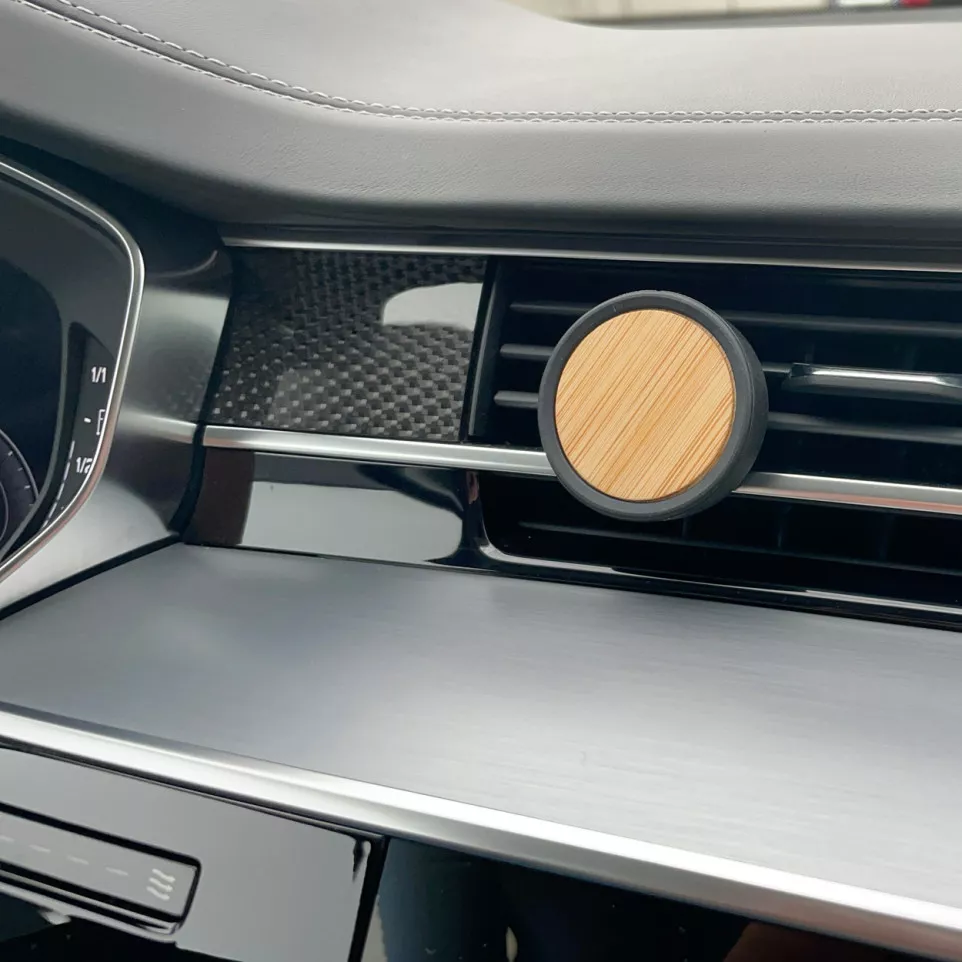 Zhuzi black natural car air freshener 