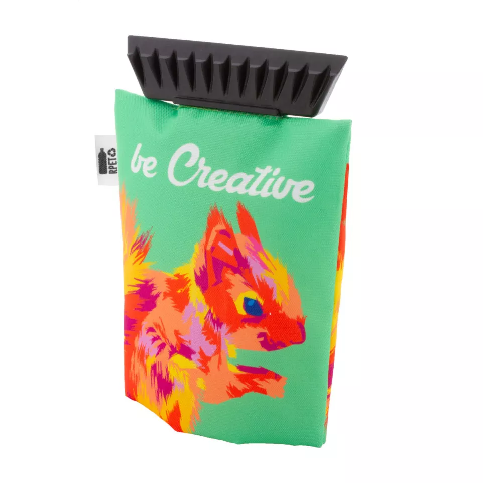 CreaScrape wit  custom made ijskrabber 