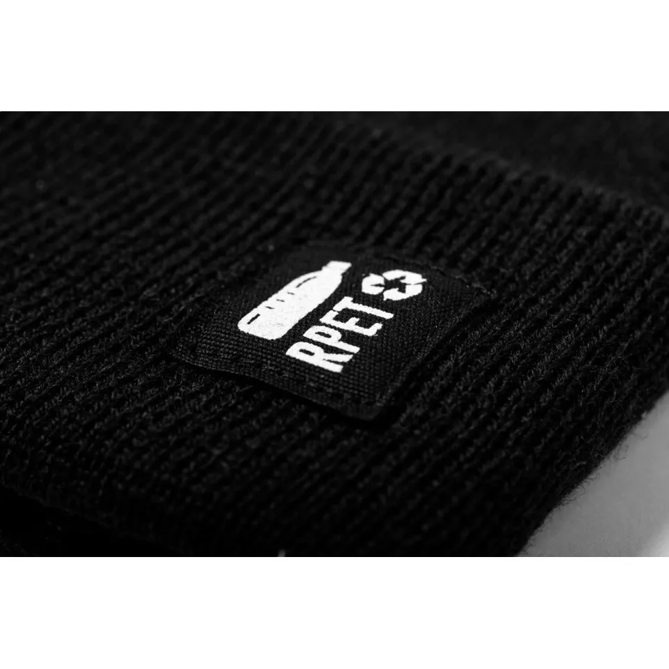 Peaky noir  bonnet en rpet 