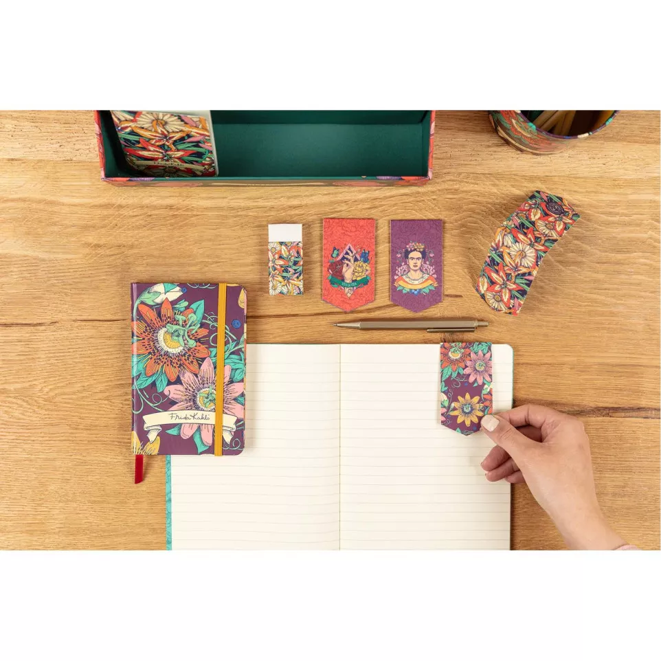 Frida Kahlo, Carnet rembordé rigide...