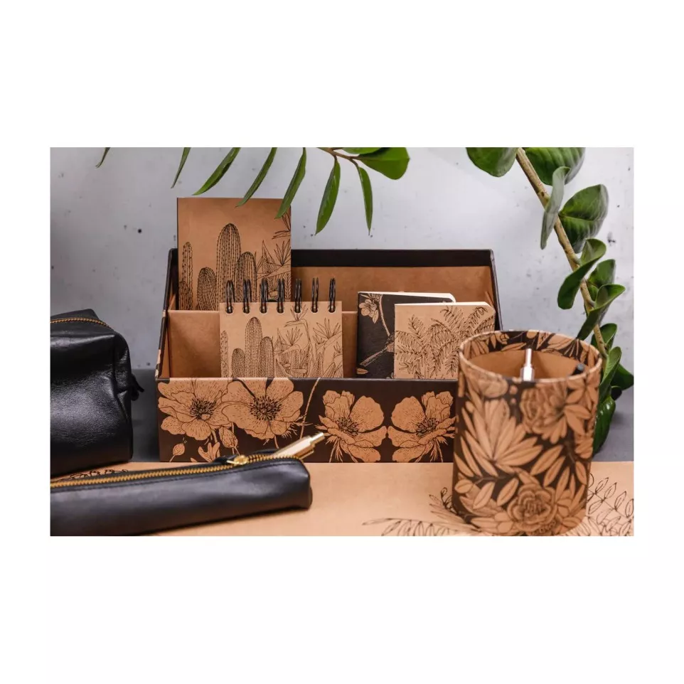 Le Cerisier, Brieven-houder...