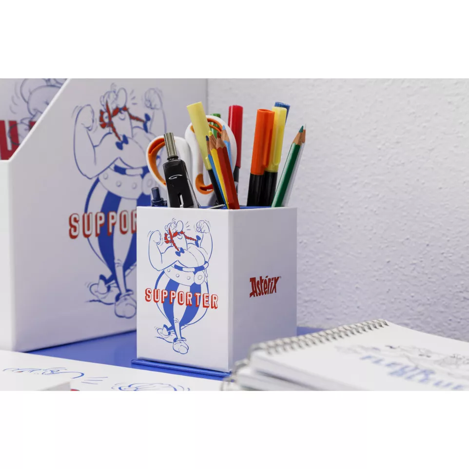 Ast5, Squared pencil- pot 8,5x8,5x11...