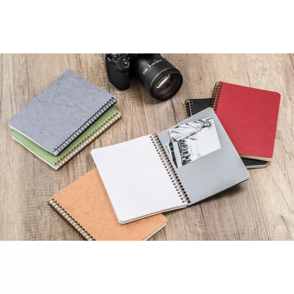 Carnet reliure intégrale à pochettes...