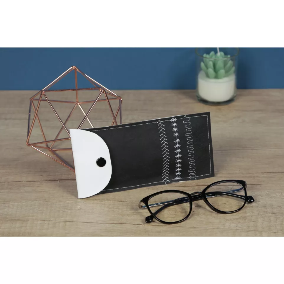 Naaipapier, rol 50x100cm, wit-/ St.