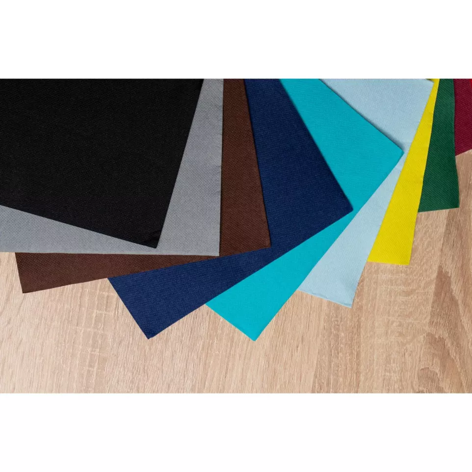 40 Micro-Embossed Wadding Napkins...