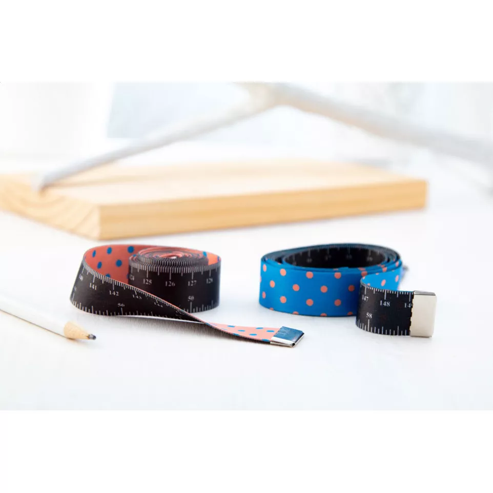 Caruso RPET wit  custom made meetlint 