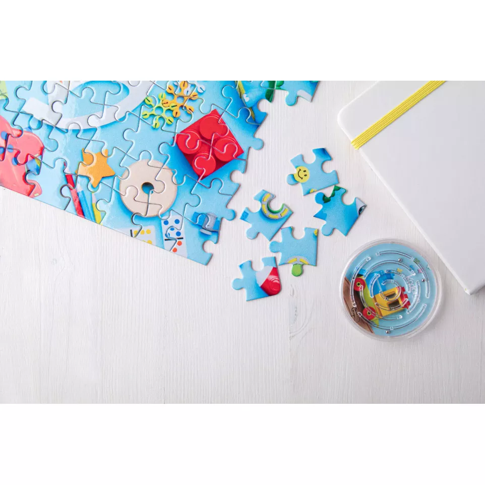 Suzzle blanc  puzzle pour la...