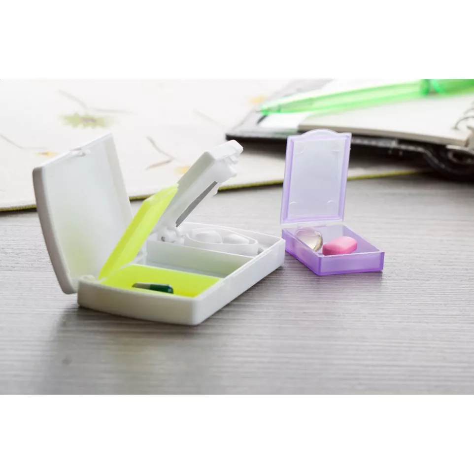 Doxer white  pillbox 