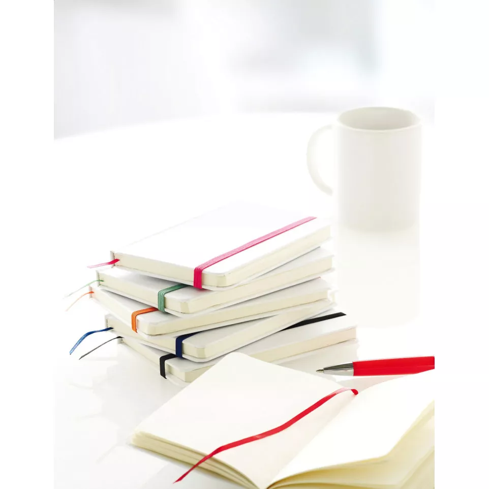 Pendula A6 red white notebook 