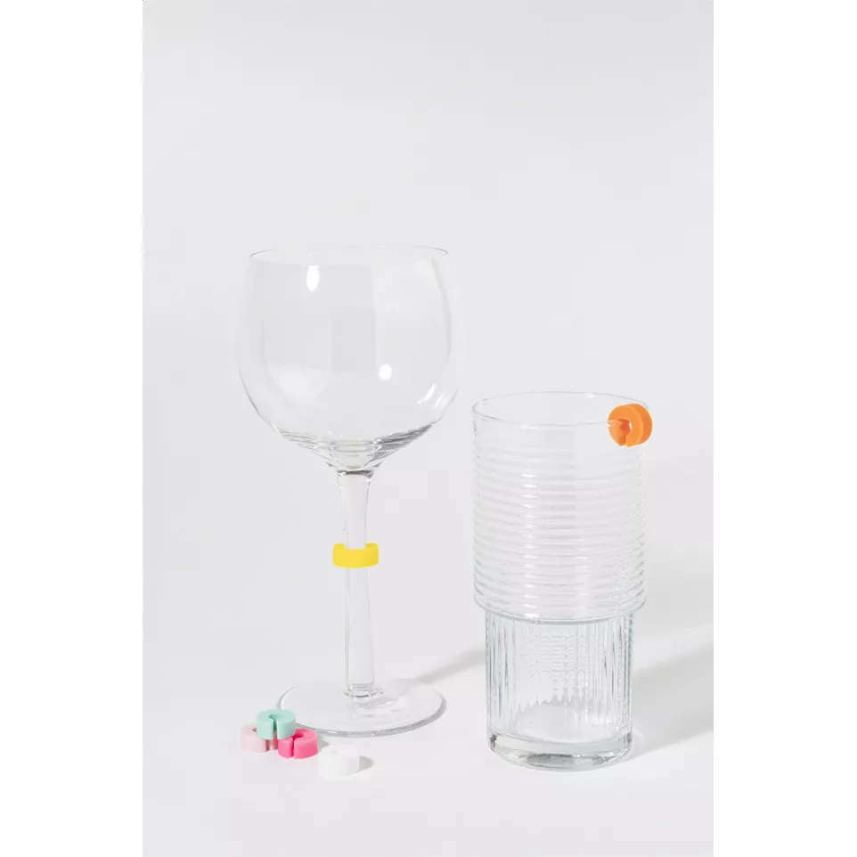 Cupperty white  glass identifier set 