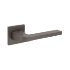 Paar deurklinken op...