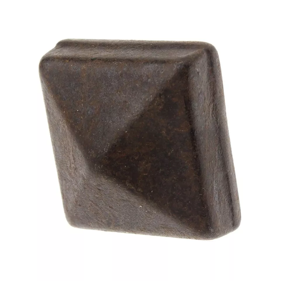 Clou décoratif tête carrée à pointe...