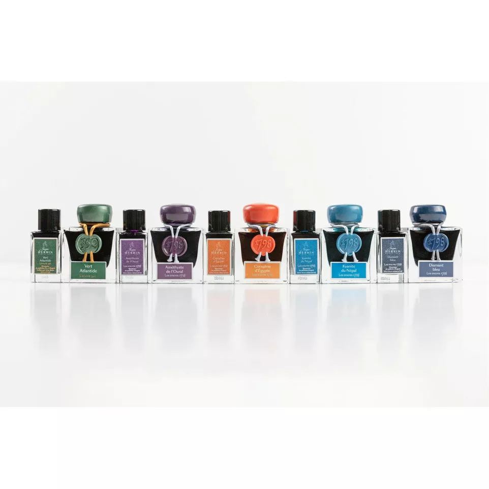 Encre 1798 à paillettes argentées...