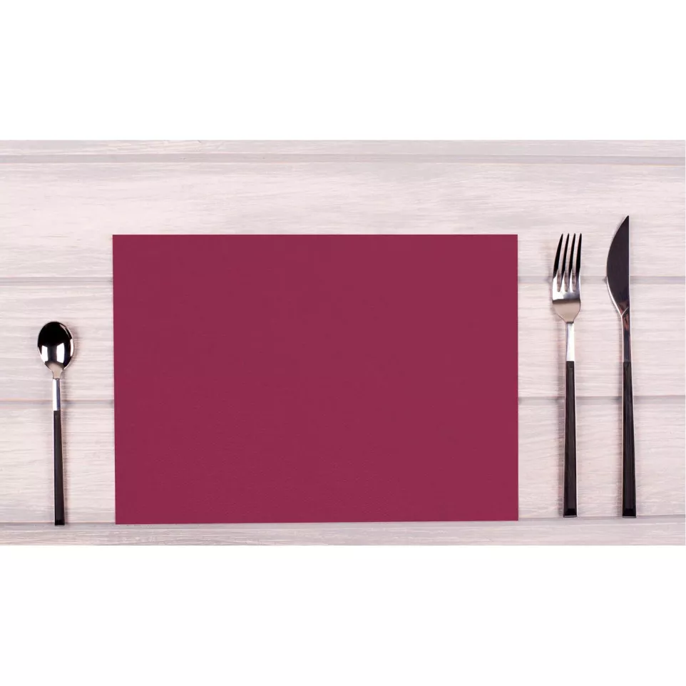 100 Spunbound Placemats 30x40/ Pc.