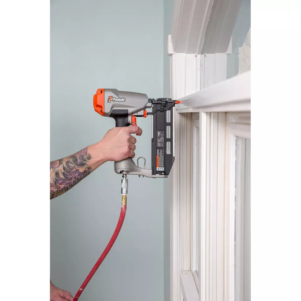 Cloueuse Paslode FN1665.2 à chargeur...