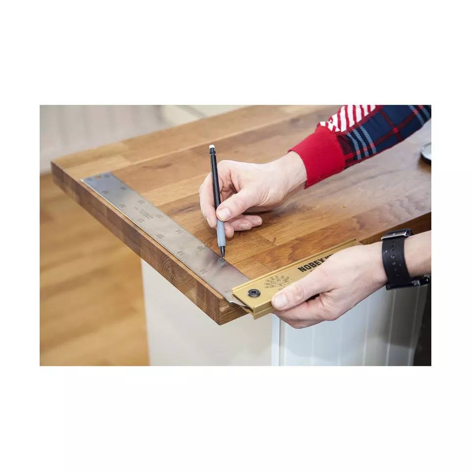 Équerre ajustable Nobex Octo / pce