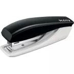 Leitz mini nietmachine voor nr.10 nietjes, zwart