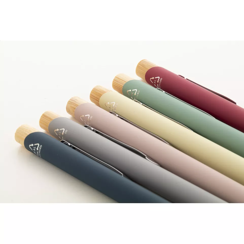 Pastelloo pastel green  ballpoint pen 