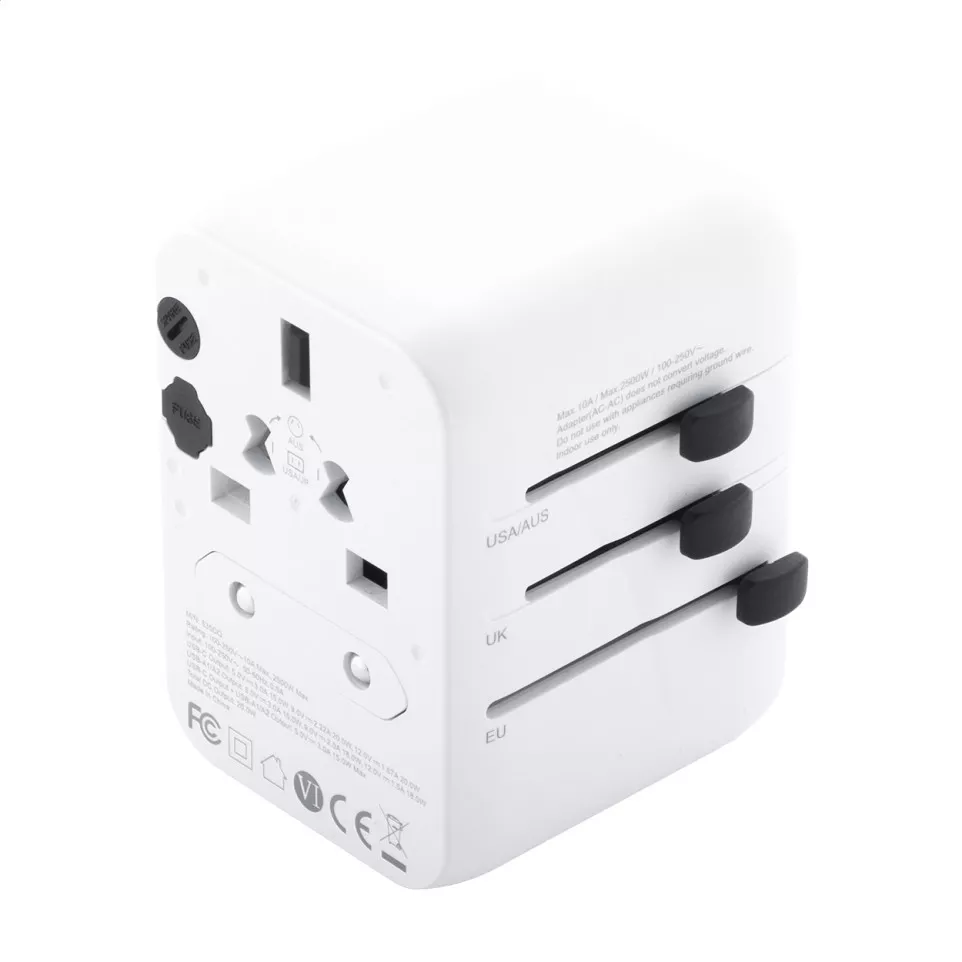 Jetsetter Plus white  travel adapter 