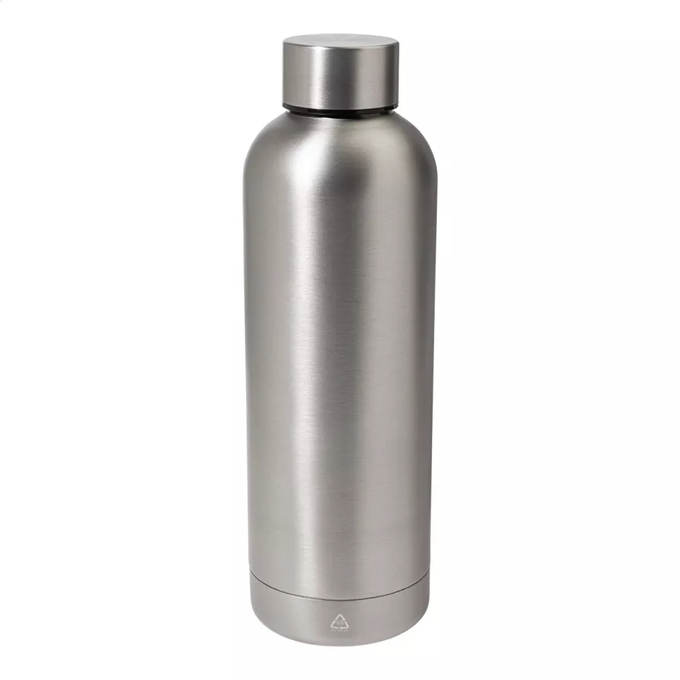 Pumori zilver  geïsoleerde fles 