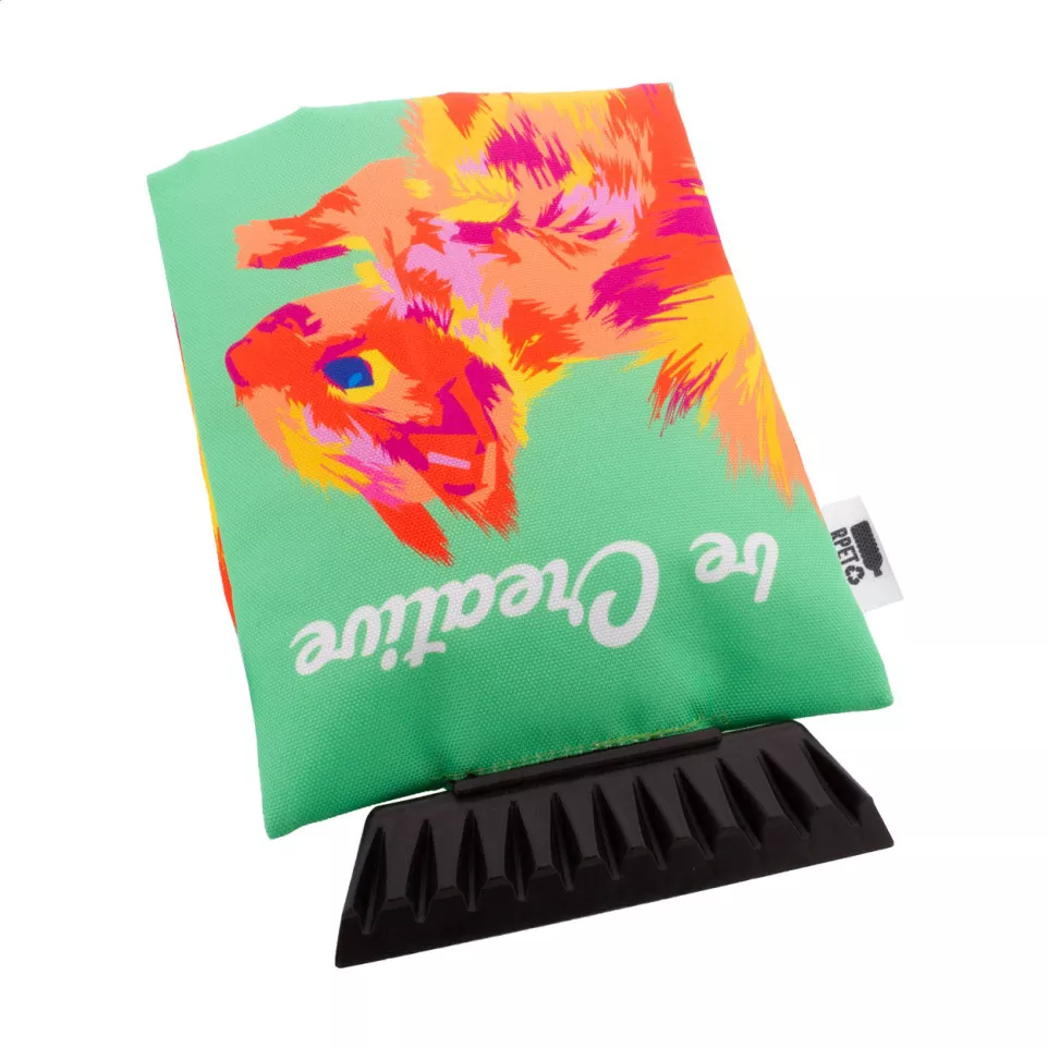 CreaScrape wit  custom made ijskrabber 