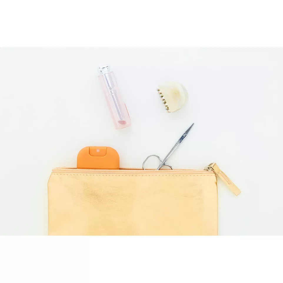 Mecol goud  make-up tas 