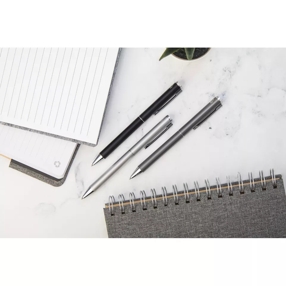 Ralum black  pen set 
