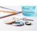 KeyBadge Bottle zilver wit button sleutelhanger met pin 