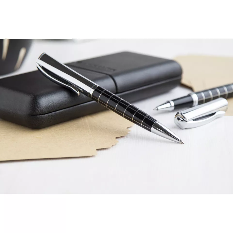 Chinian black  pen set 