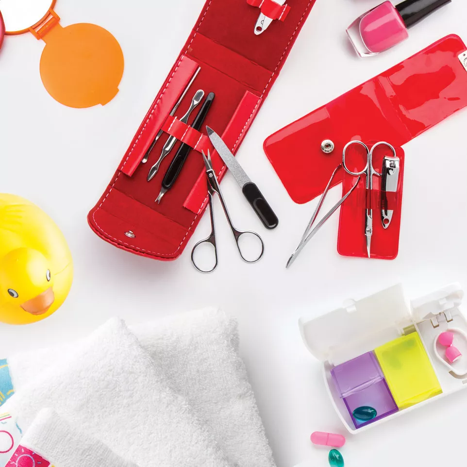 Missy red  manicure set 