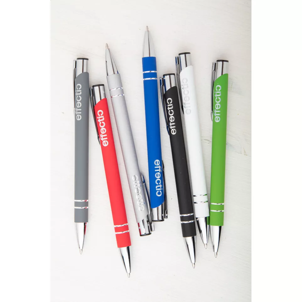 Runnel noir  stylo à bille 