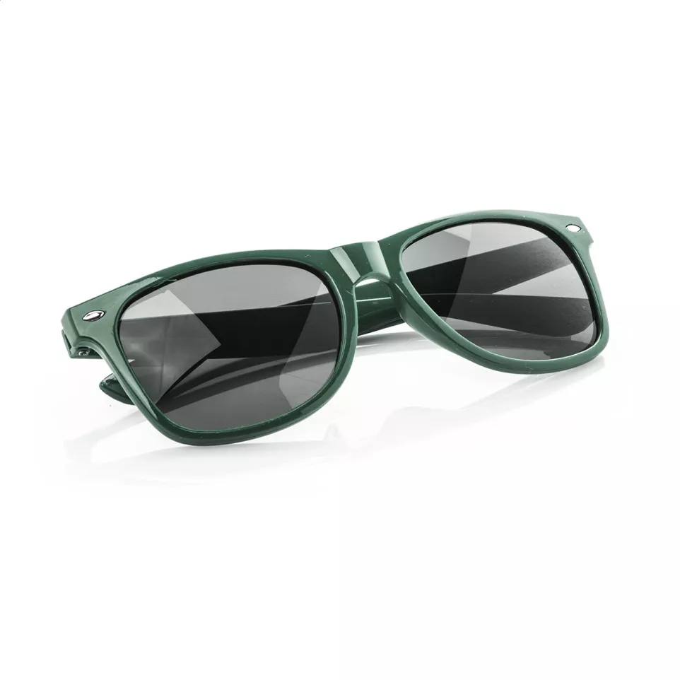 Nazare vert foncé  lunettes de soleil...