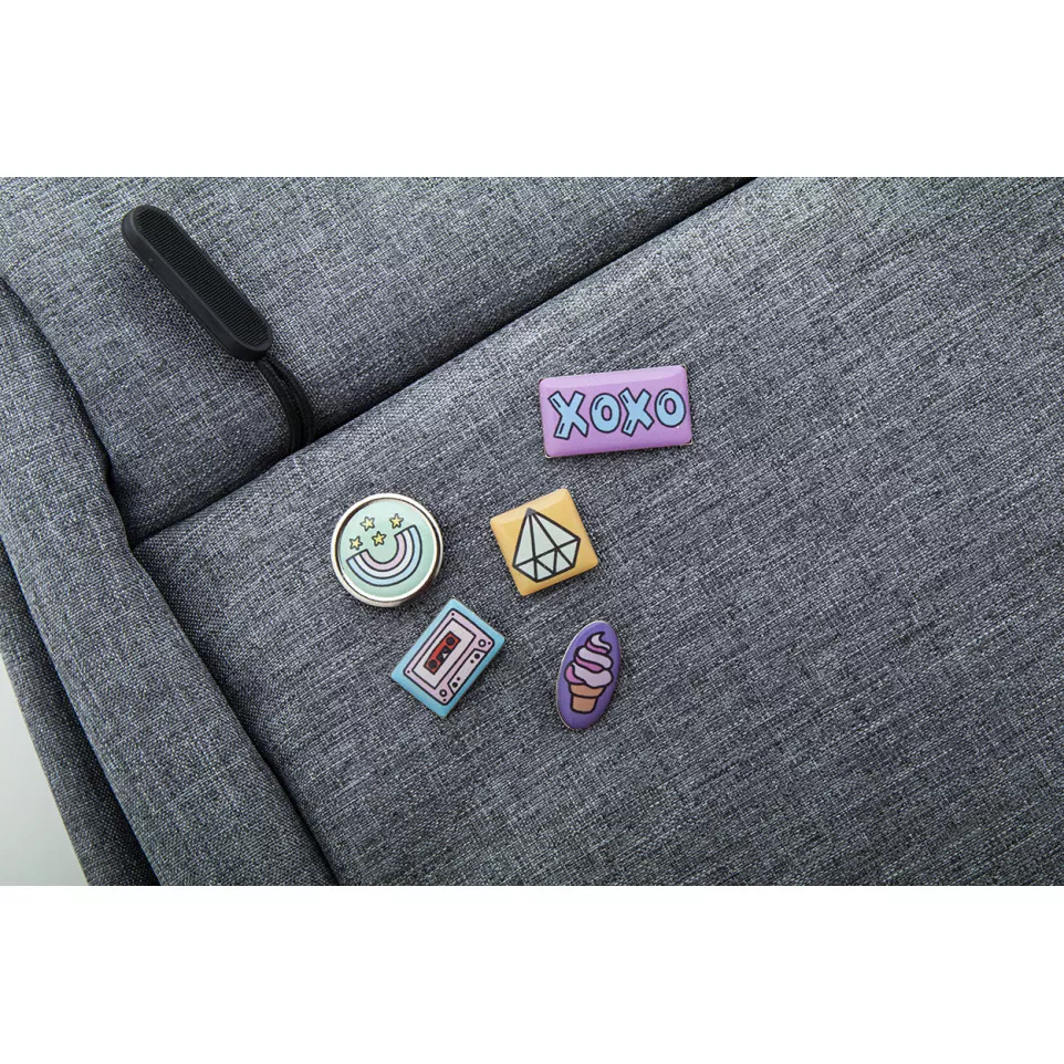 Read zilver  metalen badge 