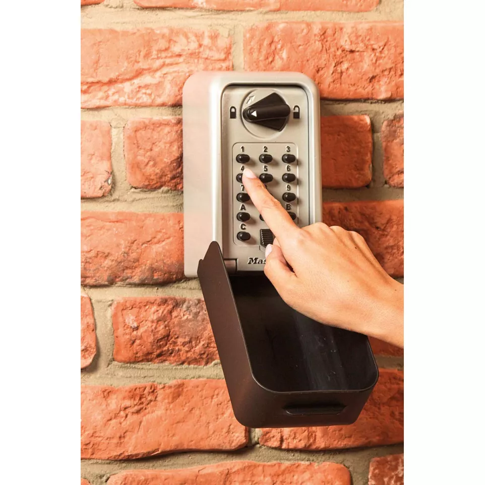 Master Lock 5426 Key Safe Box