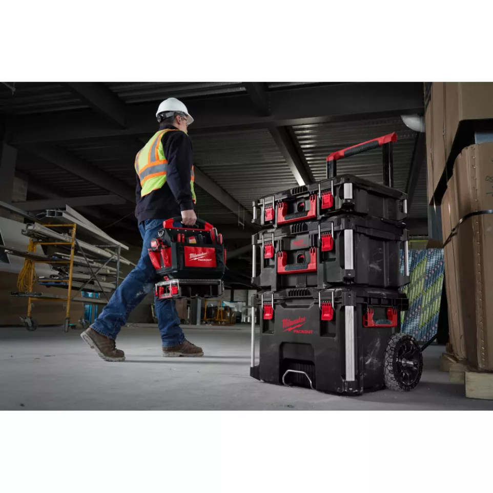 Milwaukee PACKOUT 3 Case Set on...