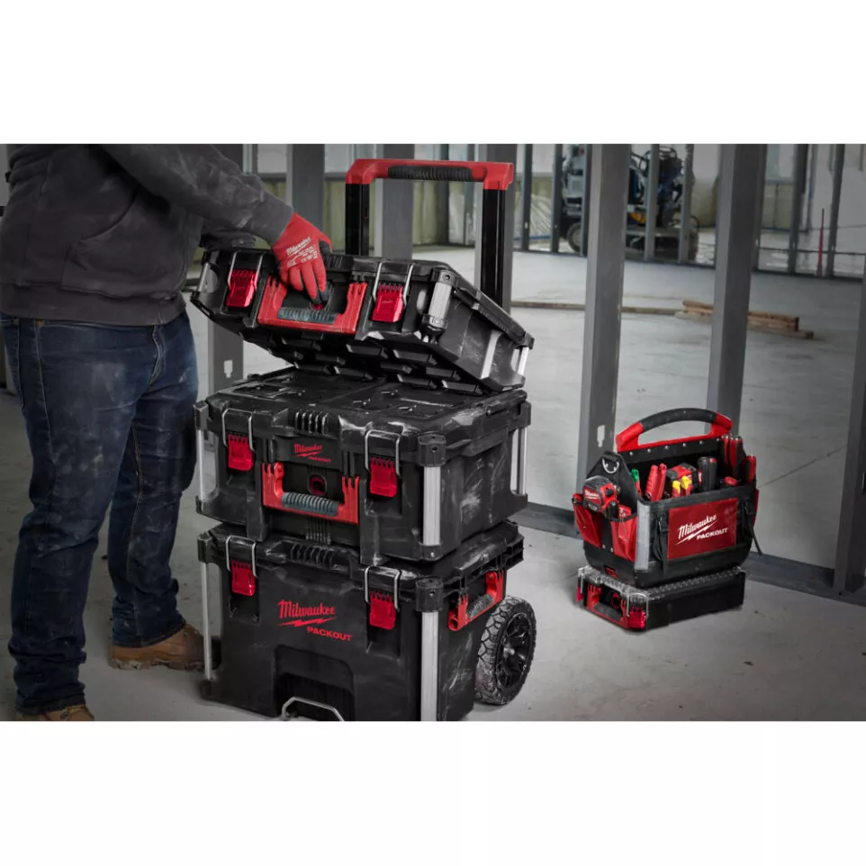Milwaukee PACKOUT 3 Case Set on...