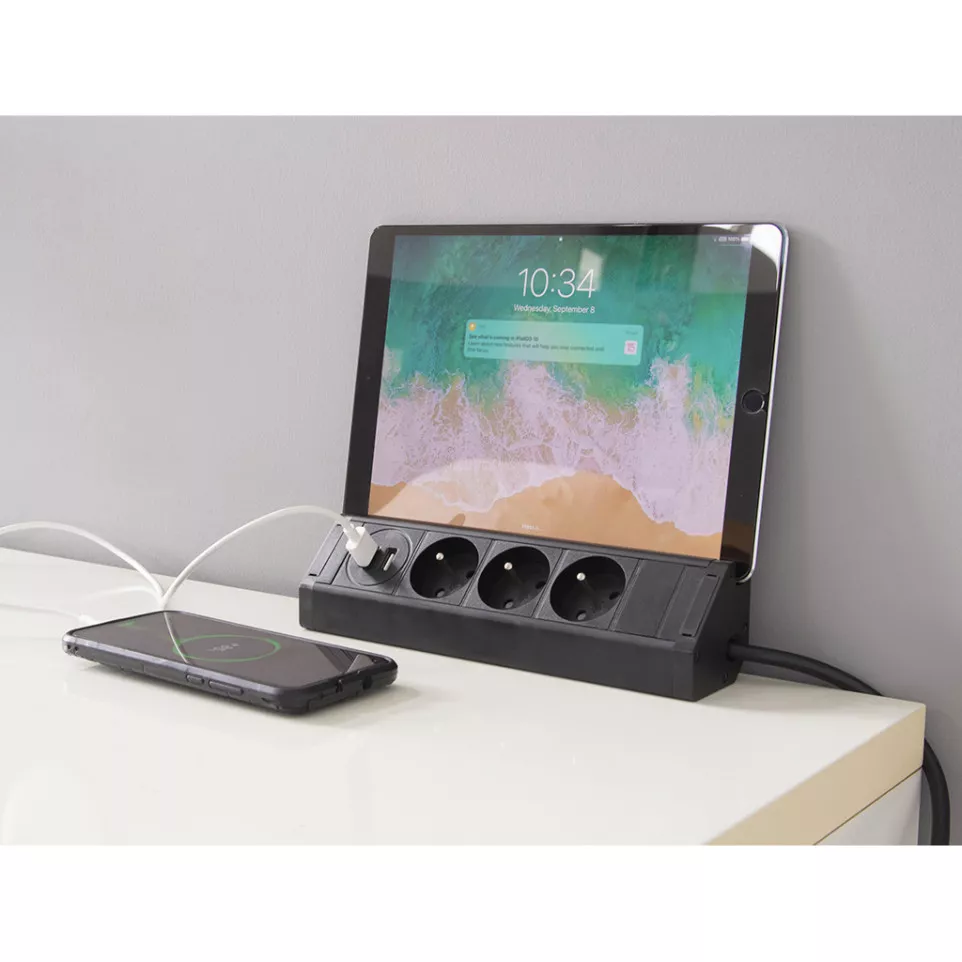 3-stekkerdoos + 2 USB-A + houder voor...