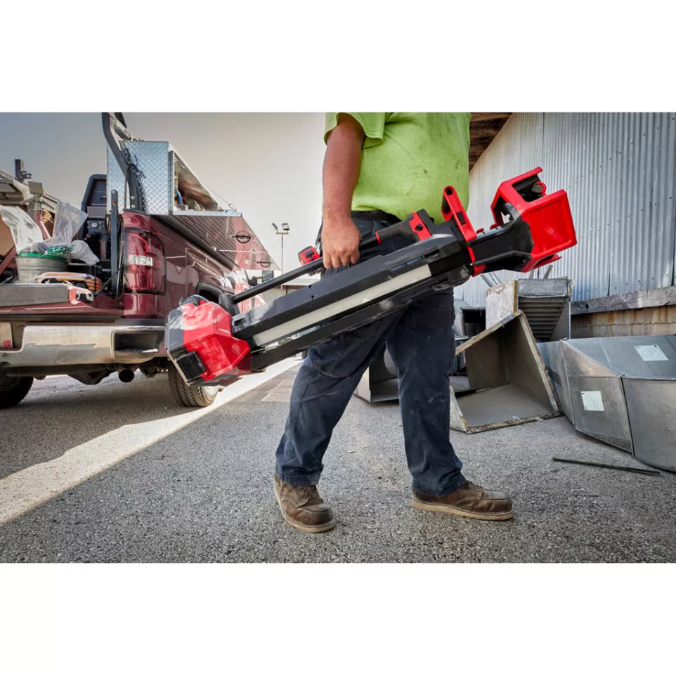 Lampe Led sur trépied Milwaukee M18...