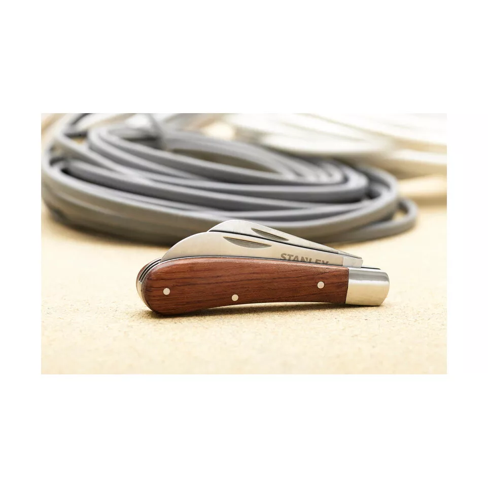Electrician's knife with two blades,...