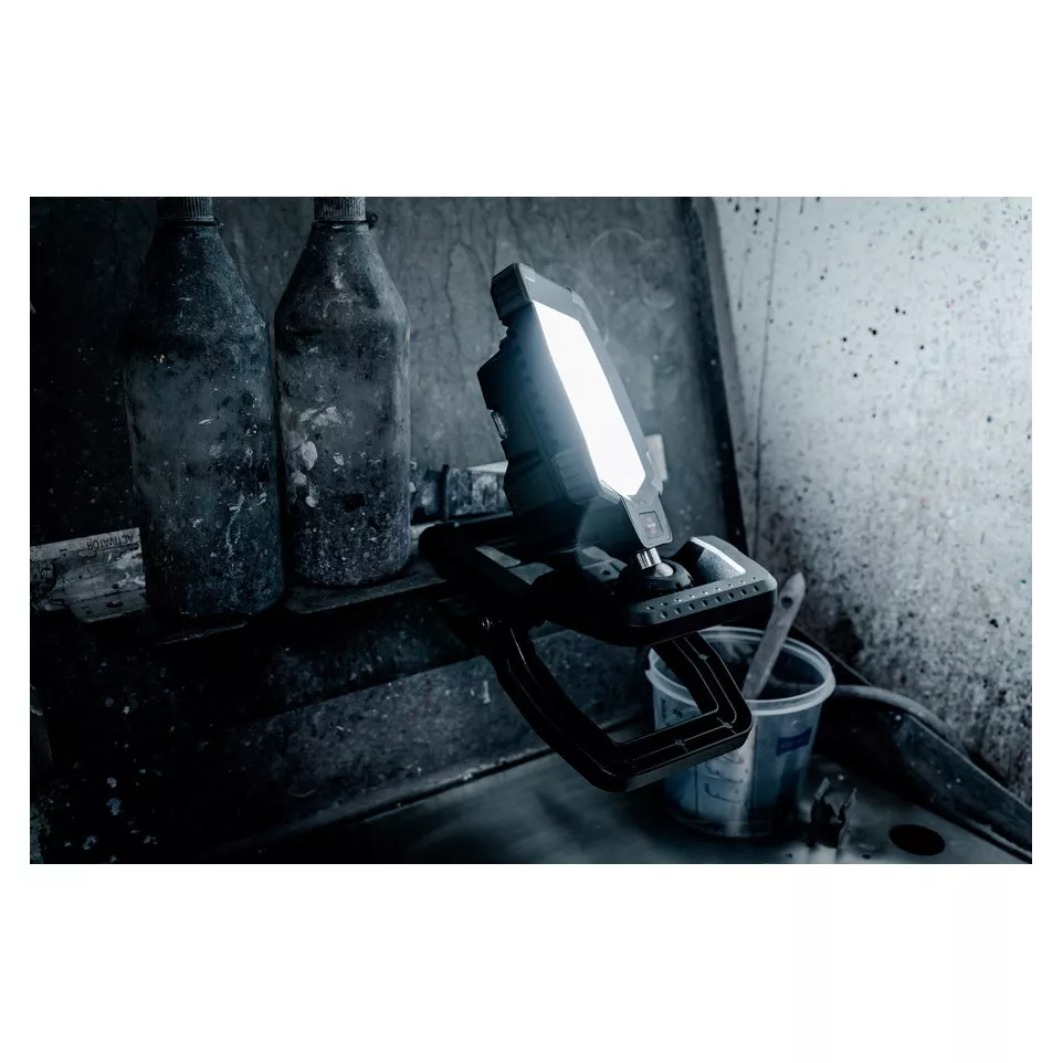 Mobiele LED accu spot + clip - 950...