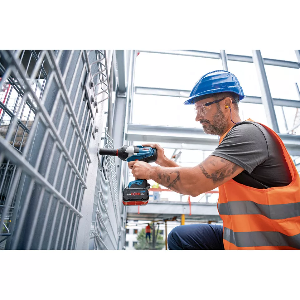 Bosch GDS 18V-1050 Cordless Impact...