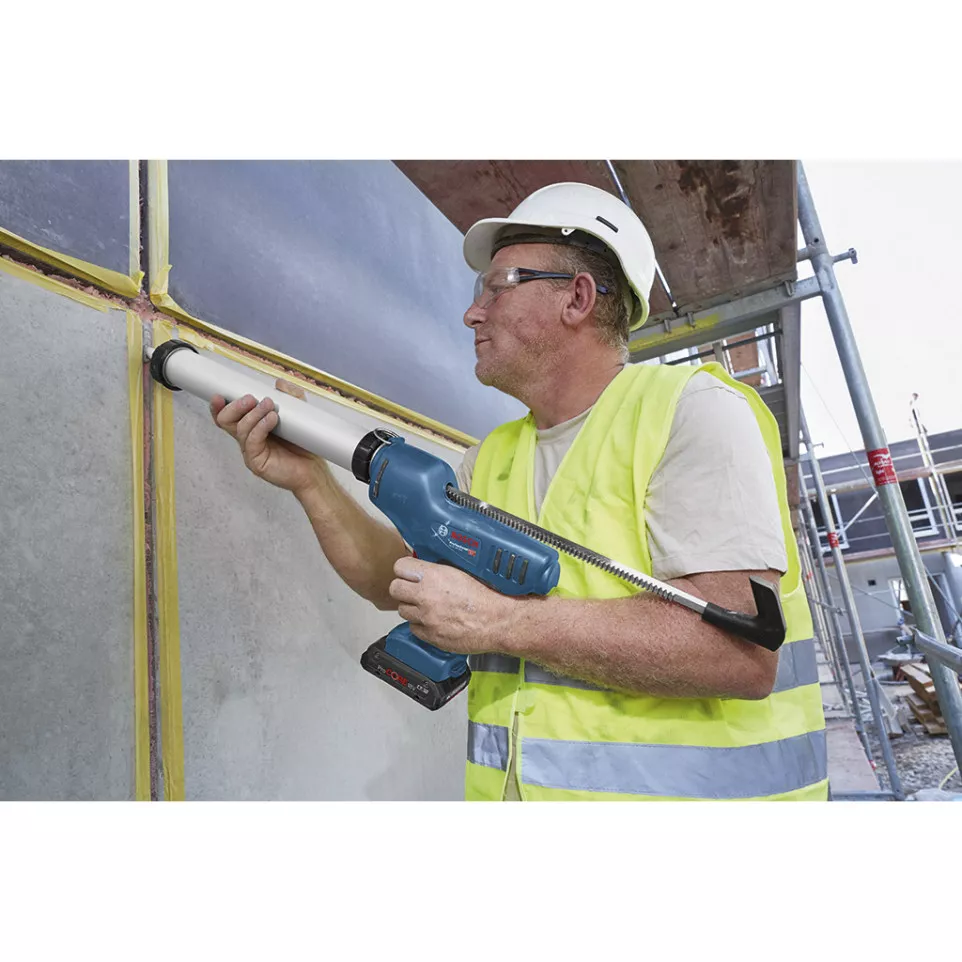Bosch GCG 18V-600 Cordless Caulk Gun...